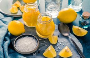 5 trucos para aprender cómo conservar limones exprimidos